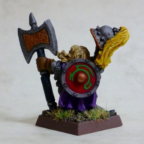 Back view of Dwarf Prince Ulther and his shouldered shield