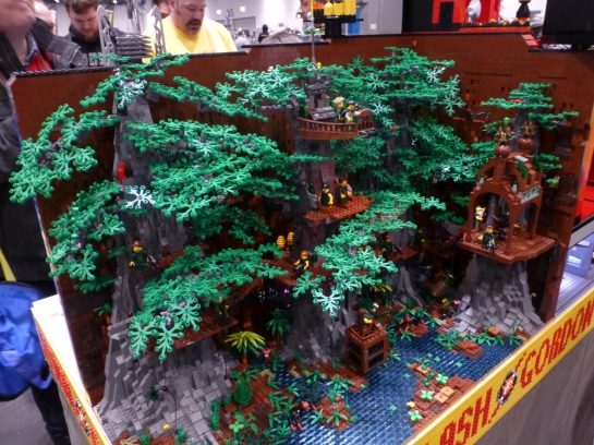 Fighting through a Lego forest