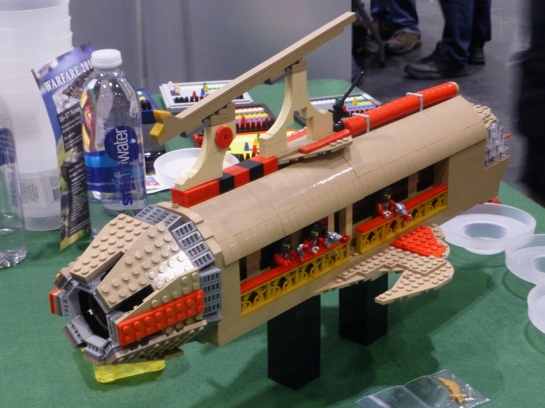 A Lego landing barge for Flash Gordon