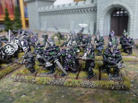Two units of Dark Elves carrying crossbows